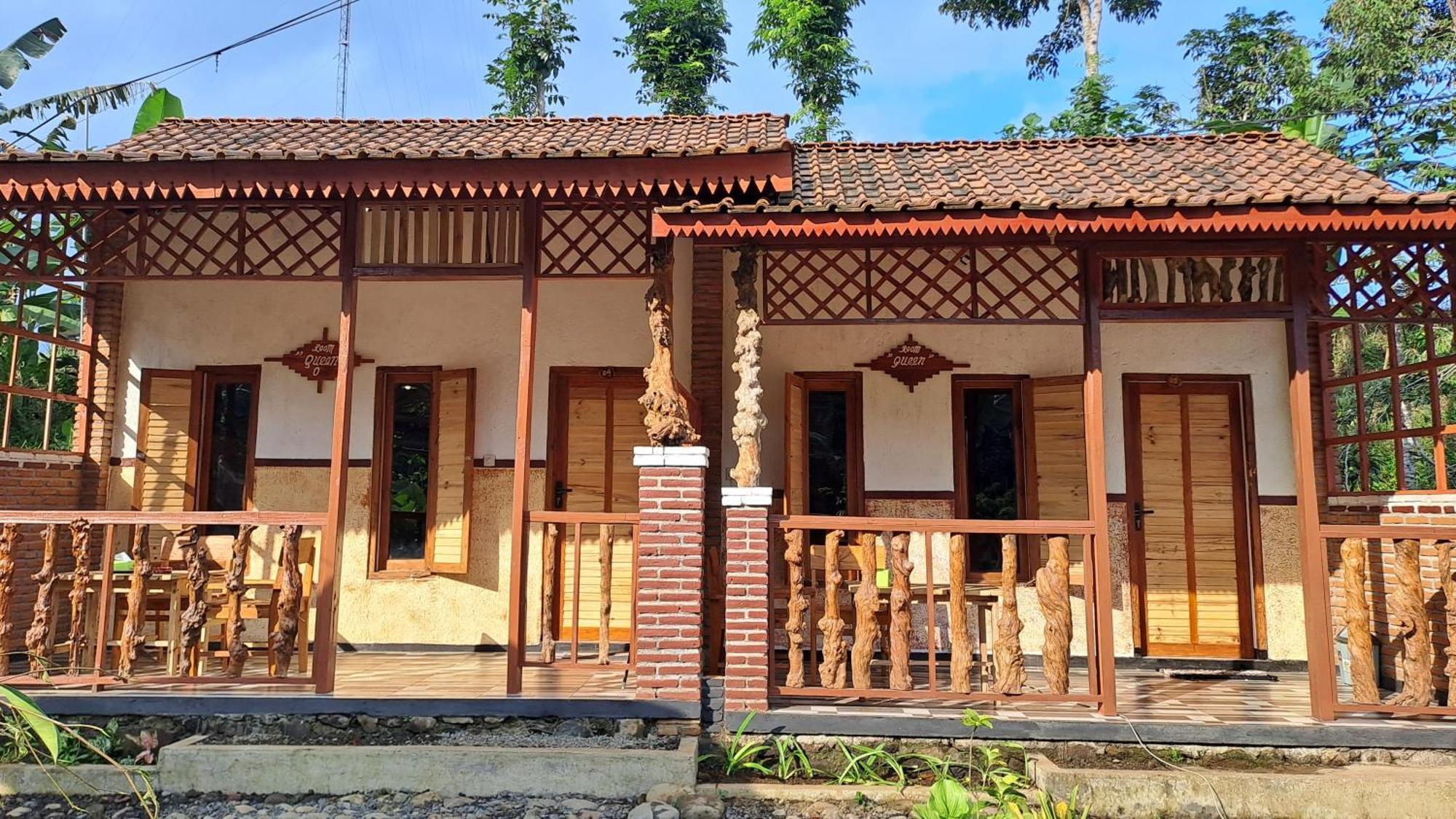 Berliant Homestay Jambu (East Java) Exterior foto